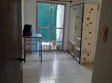 Departamento · 35m² · 2 Ambientes · Departamento de 1 Dormitorio con Balcon - Bolivar 1200