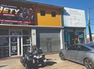 Local comercial · 68m² · Local Comercial Sobre Av Constitución, del Viso