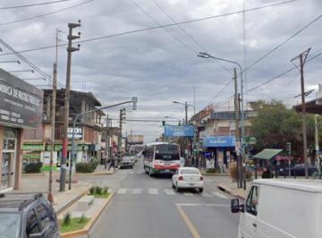 Local comercial · 170m² · Local en Alquiler Sobre Salta Al 1100 San José