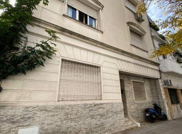 Departamento de 2 ambientes, Colegiales · Venta | Colegiales | Gran 2 Amb con Patio, a Reciclar | Delgado Al 1500