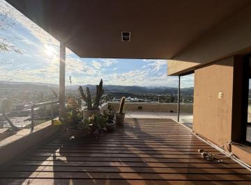 Foto · Departamento Tres Dorm. con Cochera y Amenities