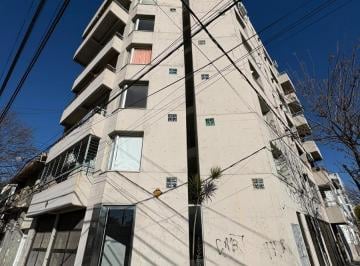 Departamento · 50m² · 2 Ambientes · Duplex Amoblado en Alquiler, Barrrio Arroyito.