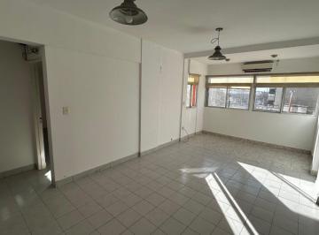 Departamento de 4 ambientes, Cipolletti · Departamento de 3 Dorm., 2 Baños y Cochera Cubierta