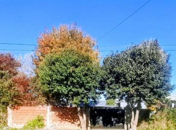 Casa · 36m² · 3 Ambientes · 2 Cocheras · Venta Casa 3 Ambientes con Terreno Manzanares