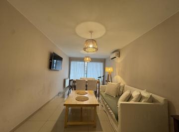 Departamento · 60m² · 3 Ambientes · Departamento en Alquiler de Dos Dorm. con Balcon (Disponible Para Agosto)
