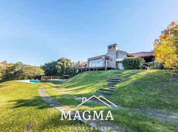 Casa de 8 ambientes, Córdoba · Casa Venta Las Delicias con Fondo Al Arroyo!