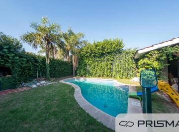 Casa de 14 ambientes, Córdoba · Casa - 5 Dorm - Urca - Apto Credito
