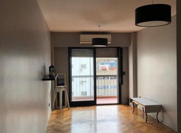 Departamento de 3 ambientes, Recoleta · 3 Ambientes Vista Pulmon de Manzana Muy Soleado Balcon Corrido