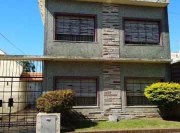 Casa de 5 ambientes, Quilmes · Casa PH Venta Bernal Oeste