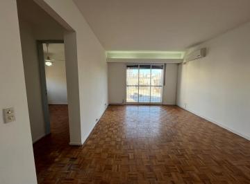Departamento · 73m² · 3 Ambientes · Venta Departamento 3 Ambientes Frente en Recoleta