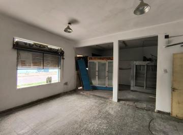 Local comercial · 77m² · 4 Ambientes · Local en Altos de San Lorenzo