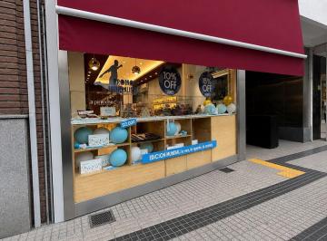 Local comercial , Rosario · Local Cordoba 1571 - Entre Pte Roca y Paraguay - Paseo del Siglo - Excelente Vidriera - Bajos Gastos