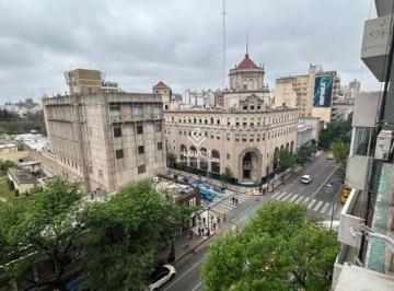 Departamento · 99m² · 5 Ambientes · Venta Departamento 3 Dorm. Pleno Centro