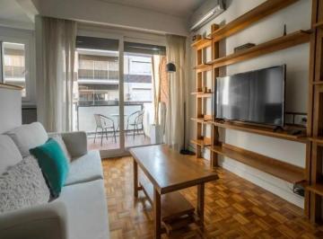 Departamento de 2 ambientes, Recoleta · Departamento de 60 m² con 1 Dormitorio en Alquiler y Temporal en Recoleta