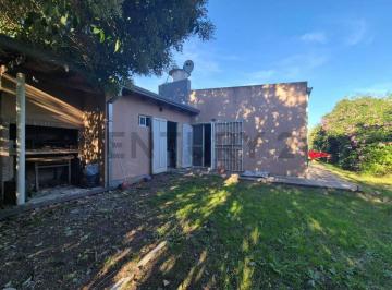 Casa · 56m² · 5 Ambientes · 1 Cochera · Venta de Casa de 2 Dorm. en La Plata