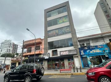 Local comercial · 721m² · Local en Caseros