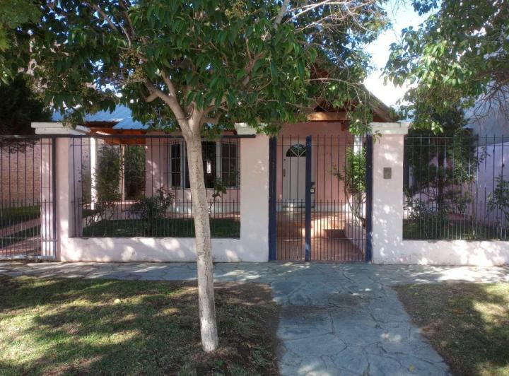 Casa · 172m² · 4 Ambientes · 1 Cochera