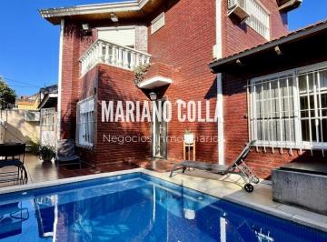 Casa · 140m² · 3 Ambientes · 1 Cochera · Venta Chalet 3 Ambientes con Pileta - Temperley Este.
