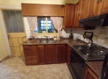 Casa · 93m² · 4 Ambientes · 1 Cochera · Venta Casa Jose C. Paz 4 Ambientes