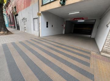 Garage · Cochera en Venta en La Plata