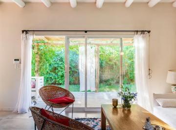 Casa · 3 Ambientes · 1 Cochera · Casa con Piscina a m de La Playa | Balneario Buenos Aires