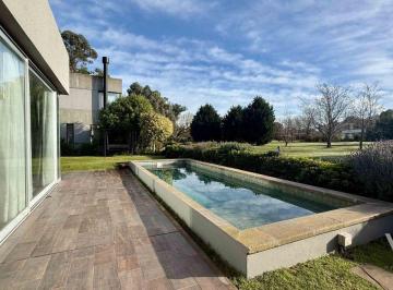Casa de 4 ambientes, Mar del Plata · Casa en Alquiler – Barrio Los Tilos, Rumenco.