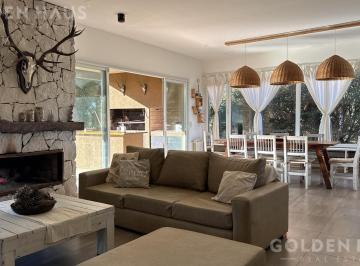 Casa · 130m² · 4 Ambientes · 2 Cocheras · Casa de 5 Ambientes en Barrio Privado Km 314 Rp 11