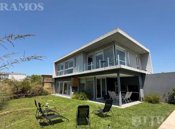 Casa · 184m² · 4 Ambientes · Casa en Vistas Puertos Escobar