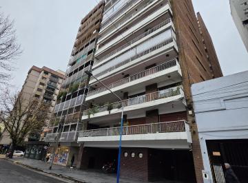 Departamento · 193m² · 4 Dormitorios · 1 Cochera · Departamento en Venta Muñecas Al 600