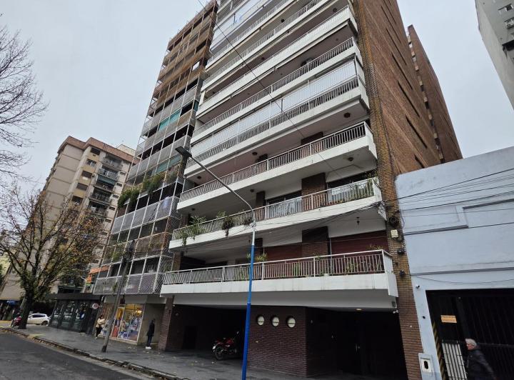 Departamento · 193m² · 4 Dormitorios · 1 Cochera