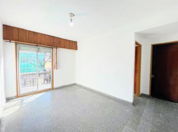 Departamento · 40m² · 2 Ambientes · Alquiler Departamento en Flores