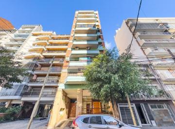 Departamento · 90m² · 4 Ambientes · 1 Cochera · Semipiso de 4 Ambientes con Cochera en Subsuelo