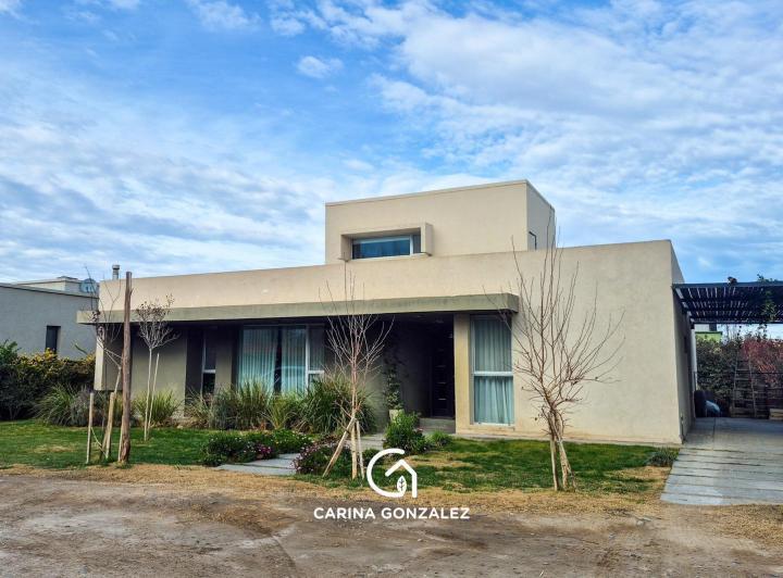 Casa · 174m² · 4 Ambientes