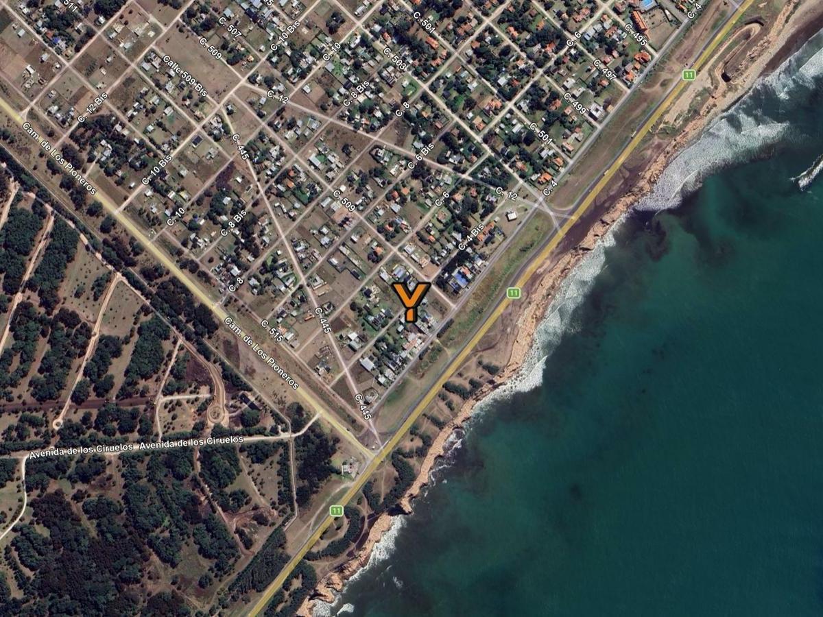 Casa de 3 Dormitorios 1 Baño en alquiler sobre calle 4 Bis e/ 509 y 445
