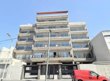 puerta.jpeg · Departamento de 2 Ambientes en Avellaneda a Estrenar