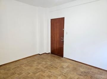 Departamento · 44m² · 3 Ambientes · Departamento de 3 Ambientes - Venta - Coghlan