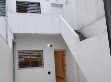 PH · 38m² · 2 Ambientes · 1 Cochera · PH en Venta