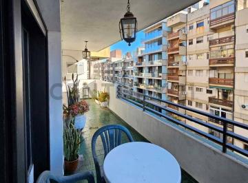 Departamento · 128m² · 6 Ambientes · Venta Departamento 3 Dorm. Centro