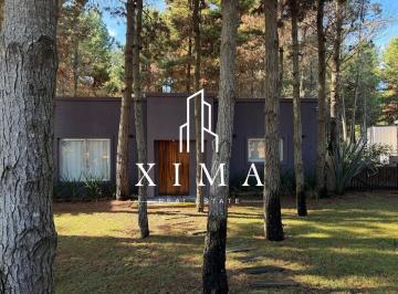 Casa · 123m² · 3 Ambientes · 1 Cochera · Casa en Venta Costa Esmeralda