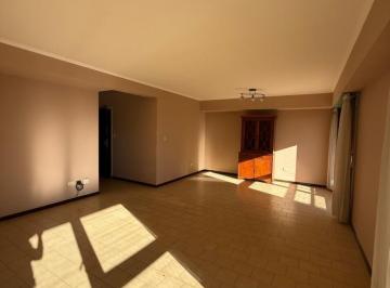 Departamento · 80m² · 3 Ambientes · Alquiler Semipiso 3amb de 80 m en La Perla