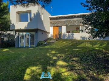Casa de 5 ambientes, Costa Esmeralda · Casa de 168 m² con 4 Habitaciones en Venta Costa Esmeralda