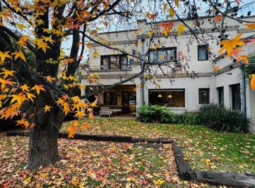 Casa de 7 ambientes, Pilar · Casa en Venta en El B° La Martinica de Pilar - 4 Dorm. - U$s 400.000