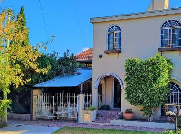 Casa · 239m² · 4 Ambientes · 1 Cochera · Venta Casa 4 Ambientes San Miguel