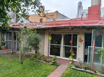 PH · 72m² · 5 Ambientes · Venta PH con Jardín 5 Amb. Villa Bosch