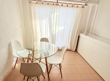 Departamento · 38m² · 2 Ambientes · Venta - Depto C/balcon - Apto Credito - Permuta