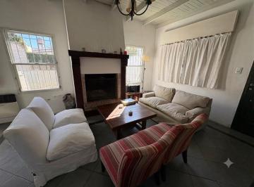 Casa · 142m² · 4 Ambientes · Casa en San Isidro
