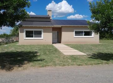 Casa de 5 ambientes, Pergamino · Club de Campo Posta del Calden Pergamino, Casa a Estrenar de 209 m, 760 m. de Lote