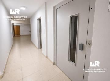 Edificio · 1560m² · 16 Cocheras · Oficina en Alquiler en Almagro