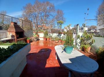 PH · 100m² · 5 Ambientes · Excelente PH con Entrada Independiente y Hermosa Terraza con Parrilla en Esquina!