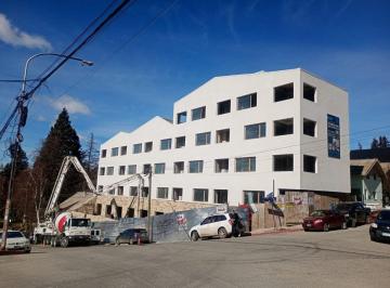 Local comercial de 1 ambiente, San Carlos de Bariloche · Local Comercial a Estrenar en Bariloche – Financia Hasta 36 Meses. Unificable Hasta 315 m².